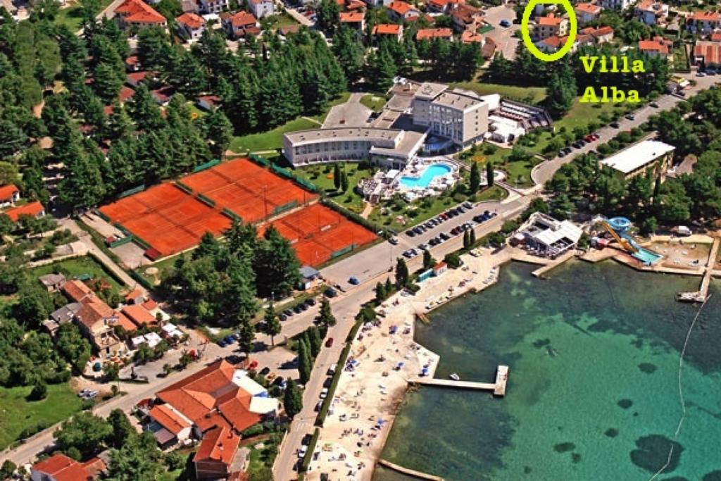 Apartments Villa Alba Porec Exterior photo